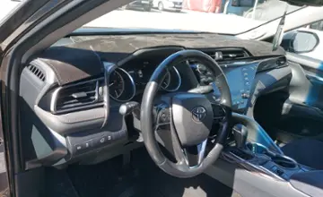 Toyota Camry 2020 года за 13 600 000 тг. в Шымкент фото 5