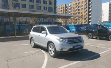 Toyota Highlander 2010 года за 12 000 000 тг. в Алматы фото 2