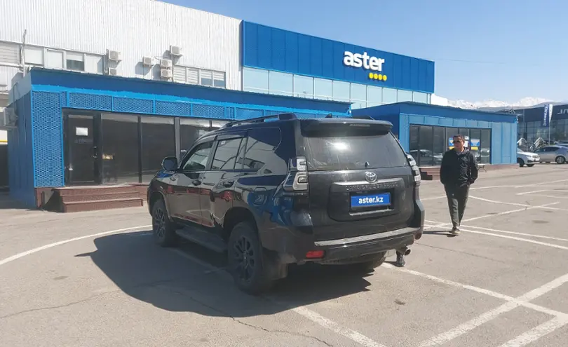 Toyota Land Cruiser Prado 2023 года за 28 300 000 тг. в Алматы фото 4