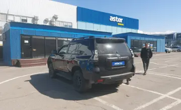Toyota Land Cruiser Prado 2023 года за 28 300 000 тг. в Алматы фото 4