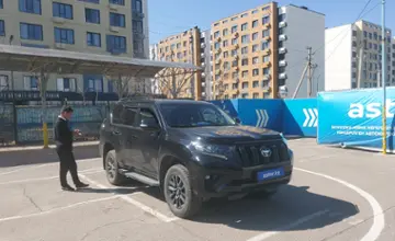 Toyota Land Cruiser Prado 2023 года за 28 300 000 тг. в Алматы фото 2