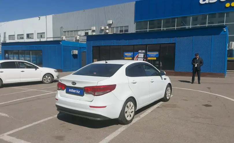 Kia Rio 2015 года за 4 000 000 тг. в Алматы фото 3