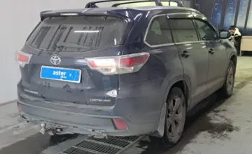 Toyota Highlander 2014 года за 16 000 000 тг. в Павлодар