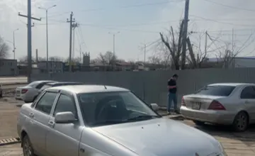 LADA (ВАЗ) Priora 2012 года за 1 500 000 тг. в Уральск фото 3