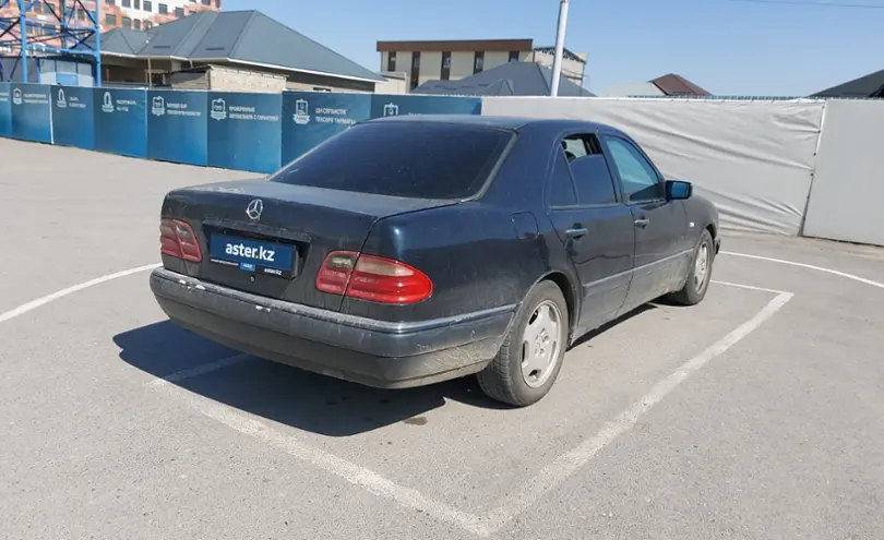 Mercedes-Benz E-Класс 1997 года за 2 500 000 тг. в Шымкент фото 3