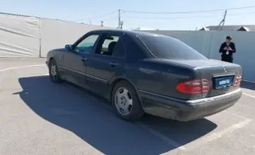 Mercedes-Benz E-Класс 1997 года за 2 500 000 тг. в Шымкент фото 4