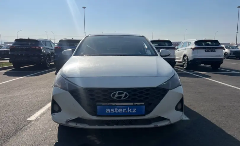 Hyundai Accent 2020 года за 5 000 000 тг. в Алматы фото 2