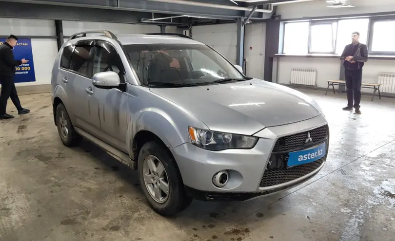 Mitsubishi Outlander 2010 года за 5 500 000 тг. в Астана фото 2