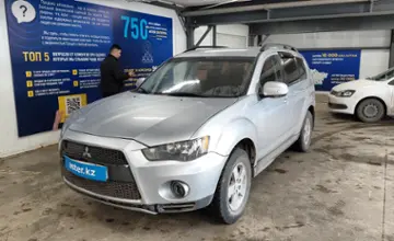 Mitsubishi Outlander 2010 года за 5 500 000 тг. в Астана фото 1