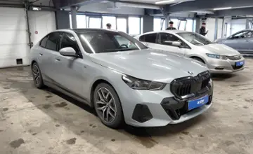 BMW 5 серии 2024 года за 36 000 000 тг. в Астана фото 2