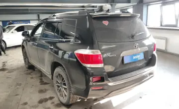 Toyota Highlander 2011 года за 13 000 000 тг. в Астана фото 4