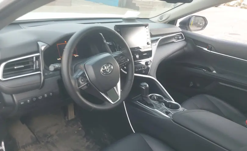 Toyota Camry 2022 года за 16 000 000 тг. в Алматы фото 5