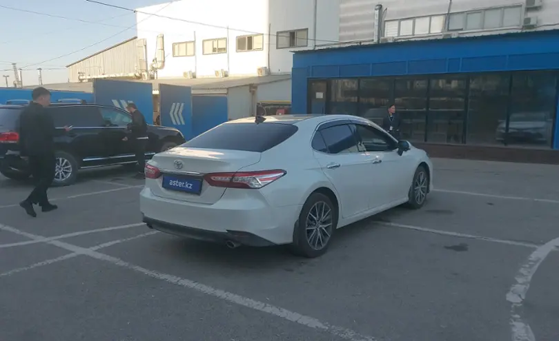 Toyota Camry 2022 года за 16 000 000 тг. в Алматы фото 3