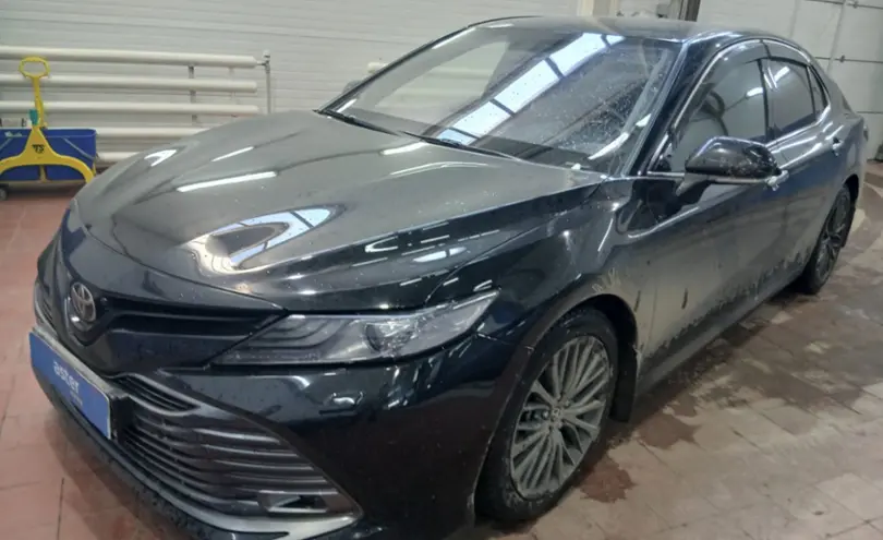 Toyota Camry 2018 года за 13 000 000 тг. в Астана