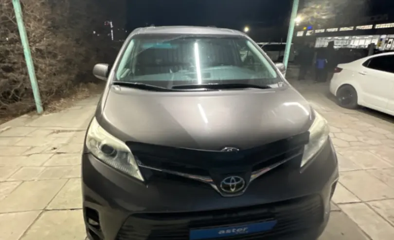 Toyota Sienna 2017 года за 17 000 000 тг. в Талдыкорган фото 2