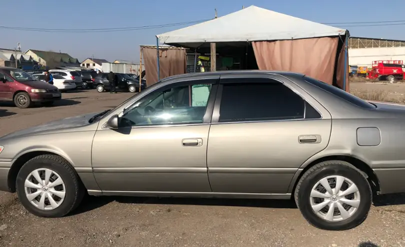 Toyota Camry 2001 года за 3 100 000 тг. в Алматы фото 4
