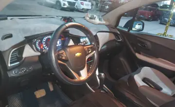 Chevrolet Tracker 2020 года за 6 500 000 тг. в Алматы фото 5