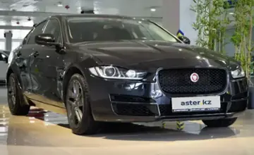 Jaguar XE 2017 года за 11 490 000 тг. в Алматы фото 3