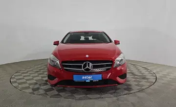 Mercedes-Benz A-Класс 2015 года за 5 632 000 тг. в Атырау фото 2