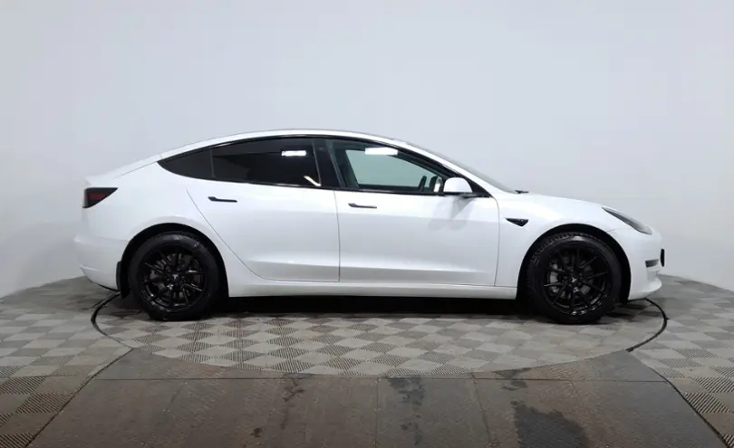 Tesla Model 3 2019 года за 6 990 000 тг. в Астана фото 4