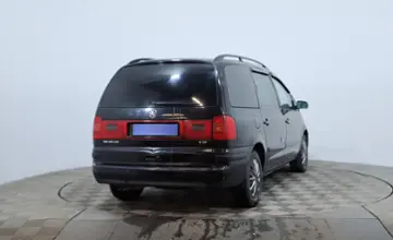Volkswagen Sharan 2001 года за 1 990 000 тг. в Астана