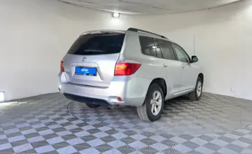 Toyota Highlander 2010 года за 10 490 000 тг. в Павлодар