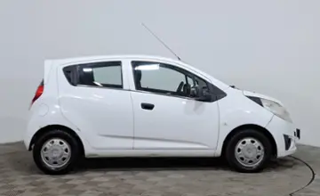Chevrolet Spark 2013 года за 3 110 000 тг. в Астана фото 4