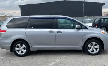 Toyota Sienna 2012 года за 10 300 000 тг. в Караганда фото 4