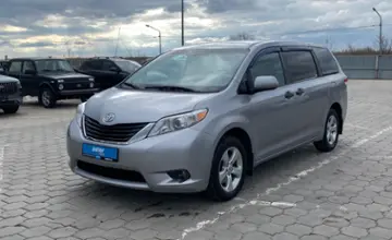 Toyota Sienna 2012 года за 10 300 000 тг. в Караганда фото 1