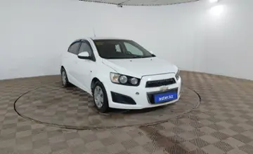 Chevrolet Aveo 2013 года за 3 155 000 тг. в Шымкент фото 3