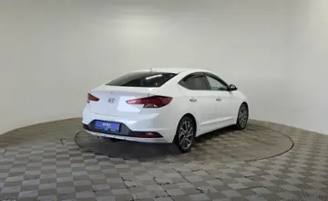 Hyundai Elantra 2019 года за 6 890 000 тг. в Алматы