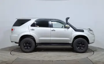 Toyota Fortuner 2008 года за 7 440 000 тг. в Астана фото 4