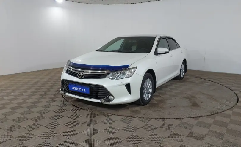 Toyota Camry 2015 года за 9 530 000 тг. в Шымкент