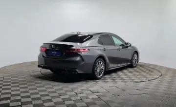 Toyota Camry 2019 года за 11 250 000 тг. в Алматы