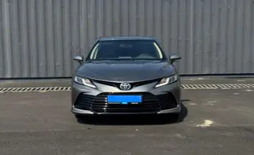 Toyota Camry 2022 года за 12 580 000 тг. в Алматы фото 2
