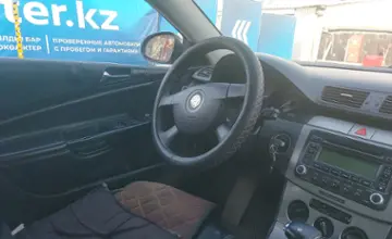 Volkswagen Passat 2005 года за 1 720 000 тг. в Алматы фото 5