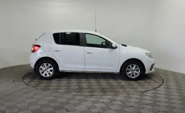Renault Sandero 2020 года за 4 500 000 тг. в Алматы фото 4