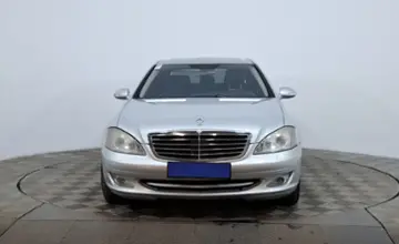 Mercedes-Benz S-Класс 2006 года за 5 430 000 тг. в Астана фото 2