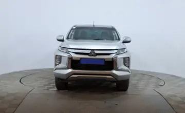 Mitsubishi L200 2021 года за 11 490 000 тг. в Астана фото 2