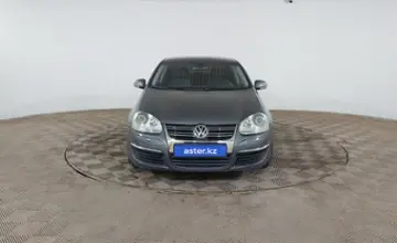 Volkswagen Jetta 2005 года за 2 890 000 тг. в Шымкент фото 2