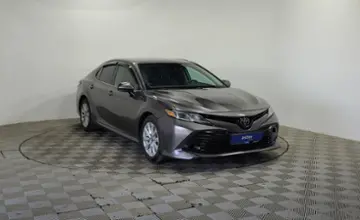 Toyota Camry 2020 года за 9 890 000 тг. в Алматы фото 3