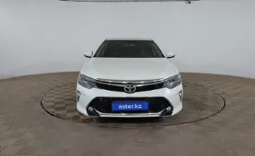 Toyota Camry 2017 года за 9 390 000 тг. в Шымкент фото 2