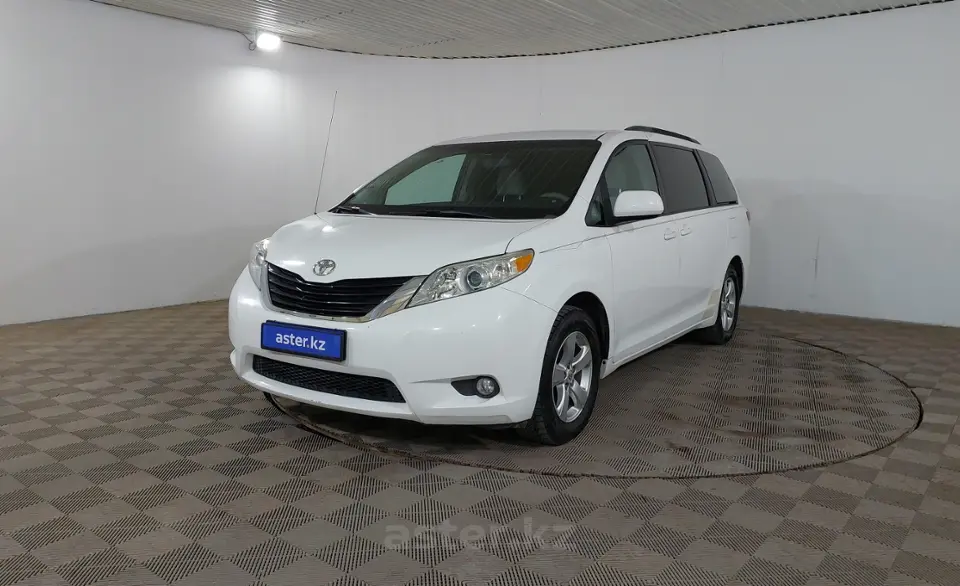 2013 Toyota Sienna