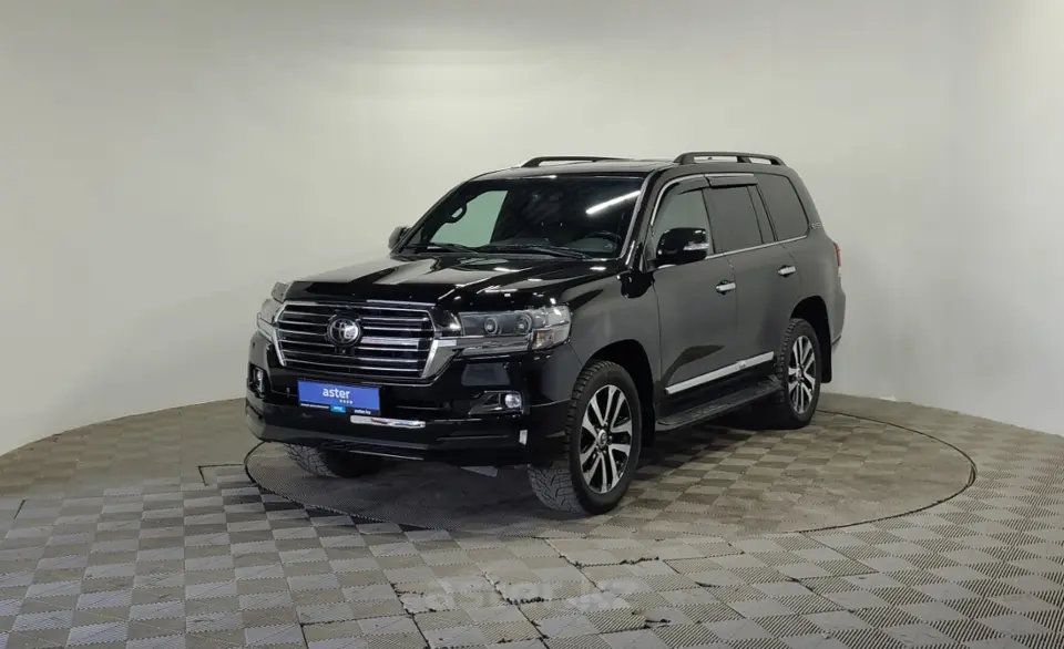 2018 Toyota Land Cruiser