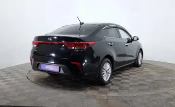 Kia Rio 2018 года за 6 700 000 тг. в Астана