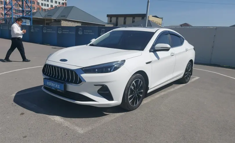 JAC J7 2024 года за 6 890 000 тг. в Шымкент