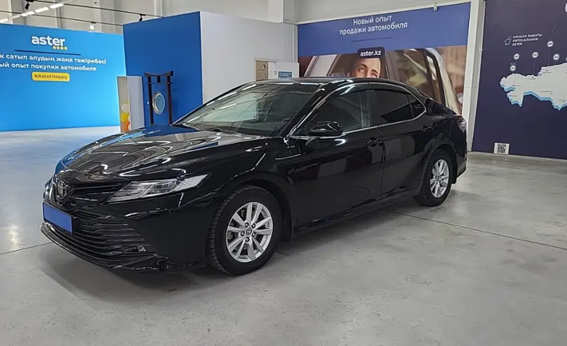 Toyota Camry 2021 года за 10 990 000 тг. в Усть-Каменогорск