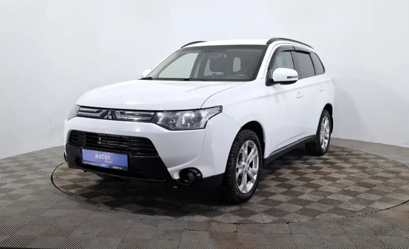 Mitsubishi Outlander 2012 года за 6 390 000 тг. в Астана