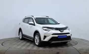Toyota RAV4 2017 года за 10 250 000 тг. в Астана фото 3