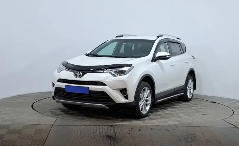Toyota RAV4 2017 года за 10 250 000 тг. в Астана
